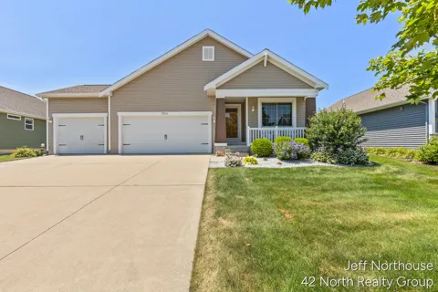 7511 Traditional Court SE #49