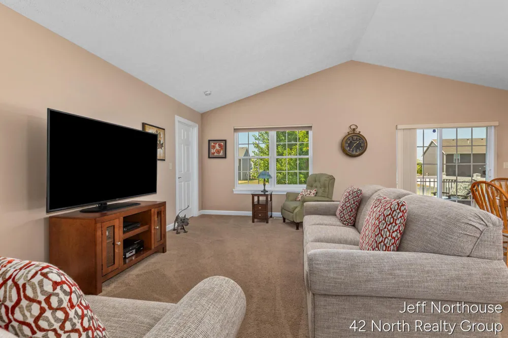 7511 Traditional Court SE #49 Caledonia, MI 49316