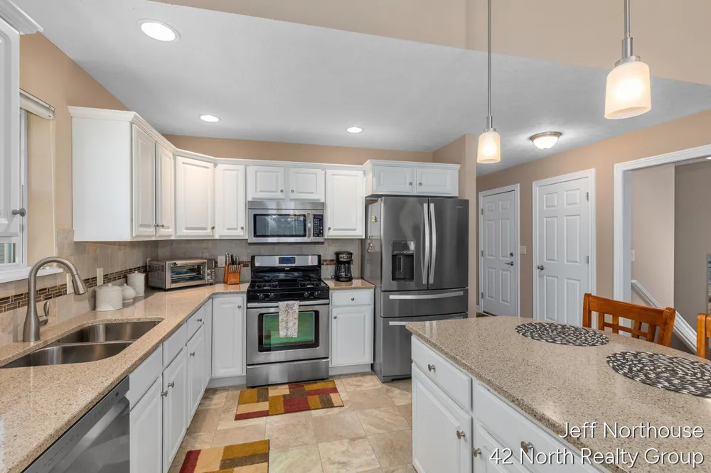 7511 Traditional Court SE #49 Caledonia, MI 49316