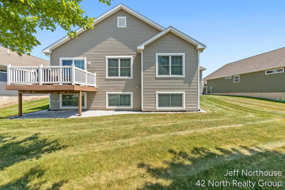 7511 Traditional Court SE #49 Caledonia, MI 49316