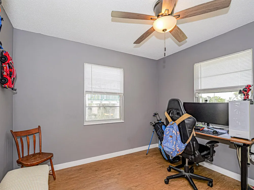 1656 3RD AVENUE SW Vero Beach, FL 32962
