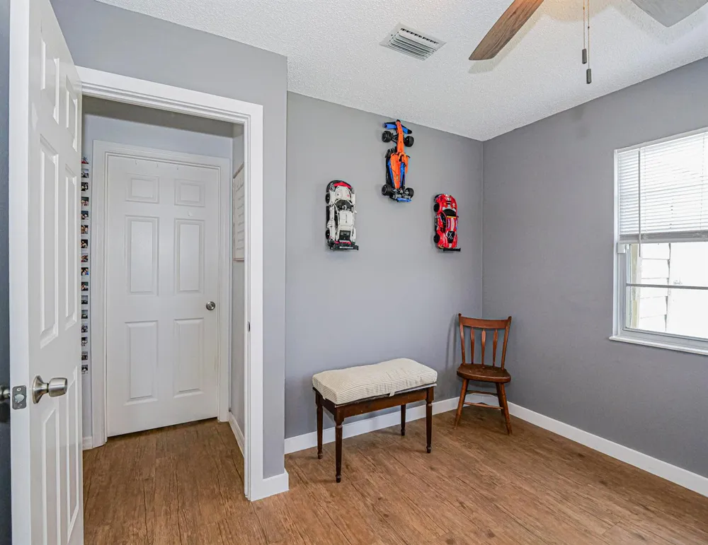 1656 3RD AVENUE SW Vero Beach, FL 32962