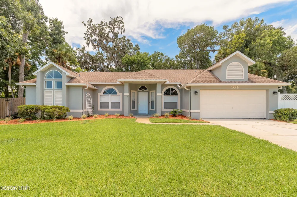 109 Brookhollow Circle Daytona Beach, FL 32114