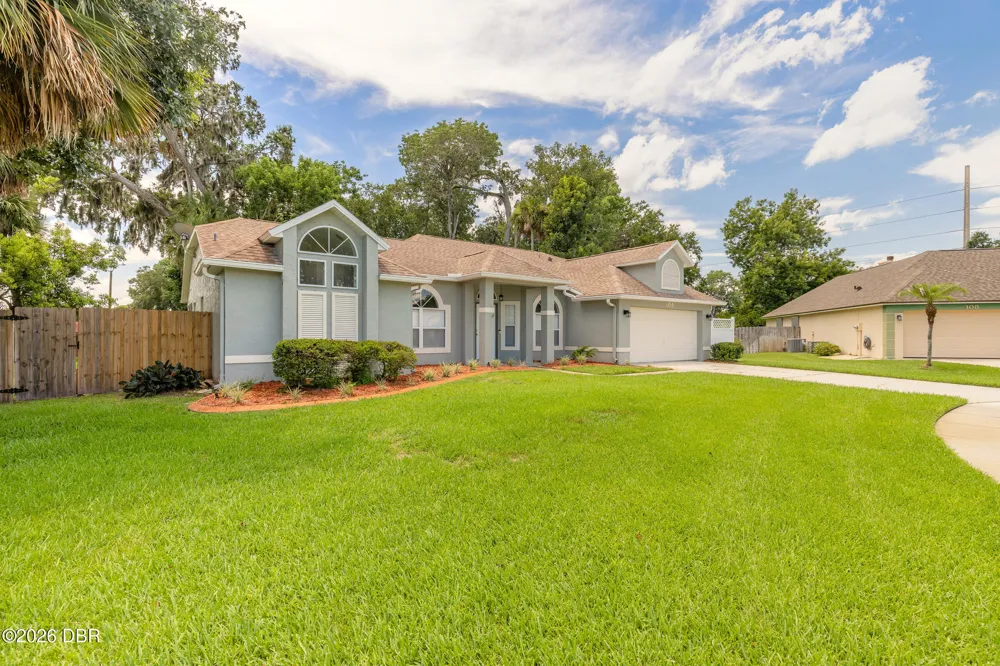 109 Brookhollow Circle Daytona Beach, FL 32114