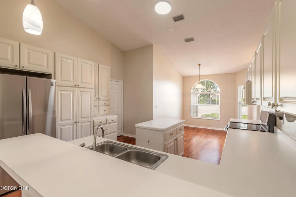 109 Brookhollow Circle Daytona Beach, FL 32114
