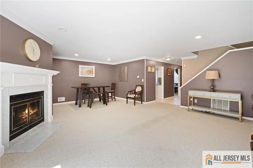 3 Sandpiper Drive Sayreville, NJ 08859