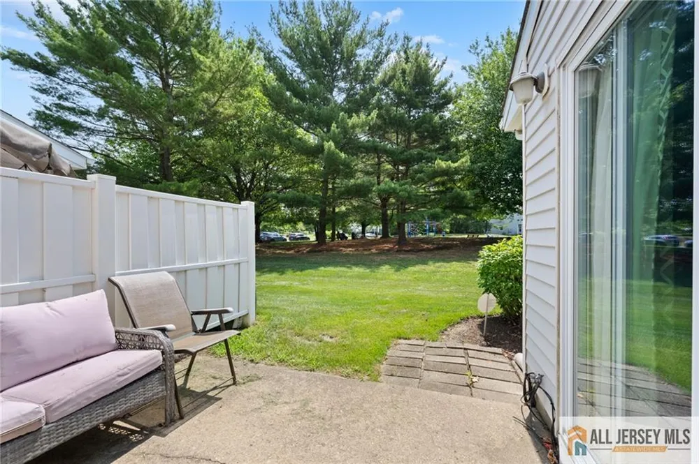 3 Sandpiper Drive Sayreville, NJ 08859