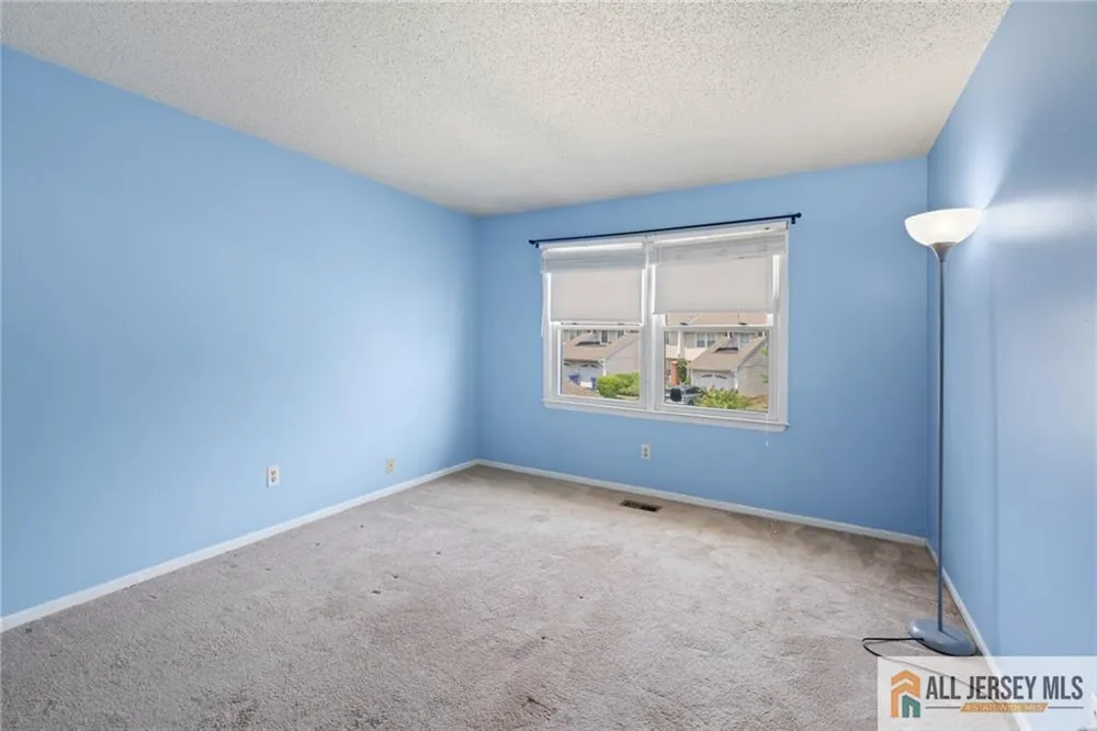 3 Sandpiper Drive Sayreville, NJ 08859