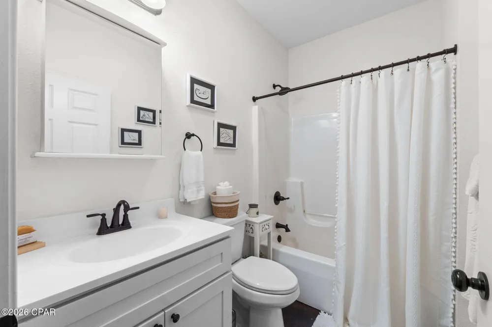 242 15th Street Apalachicola, FL 32320