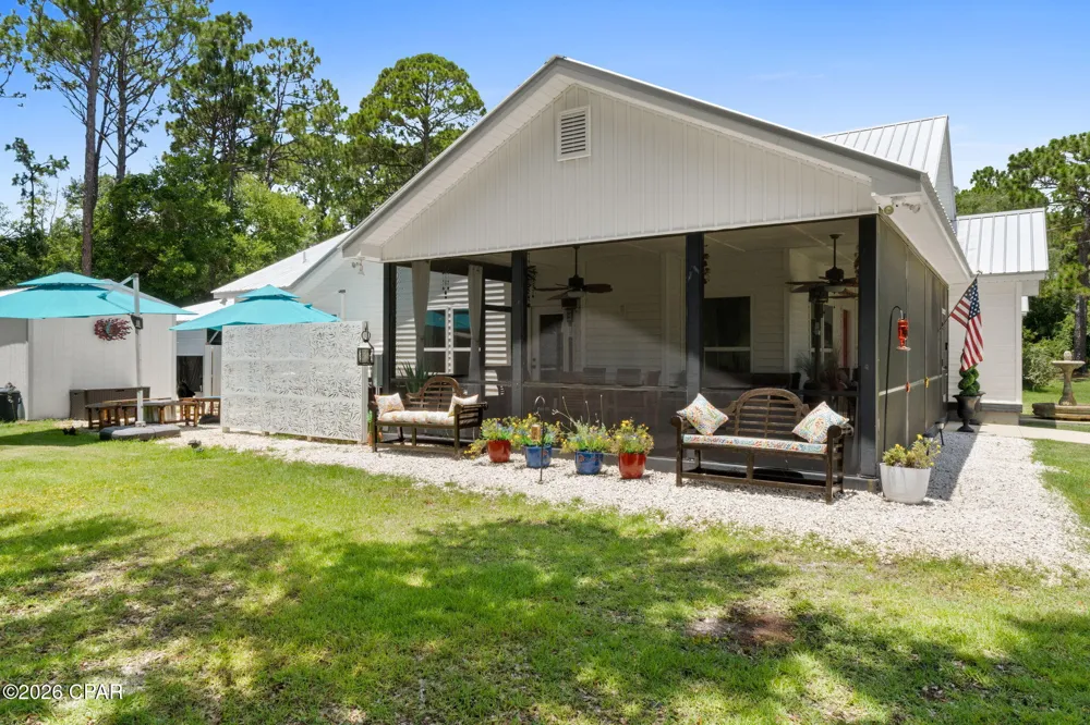 242 15th Street Apalachicola, FL 32320