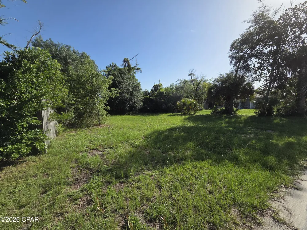 2807 E 6th Street Panama City, FL 32401