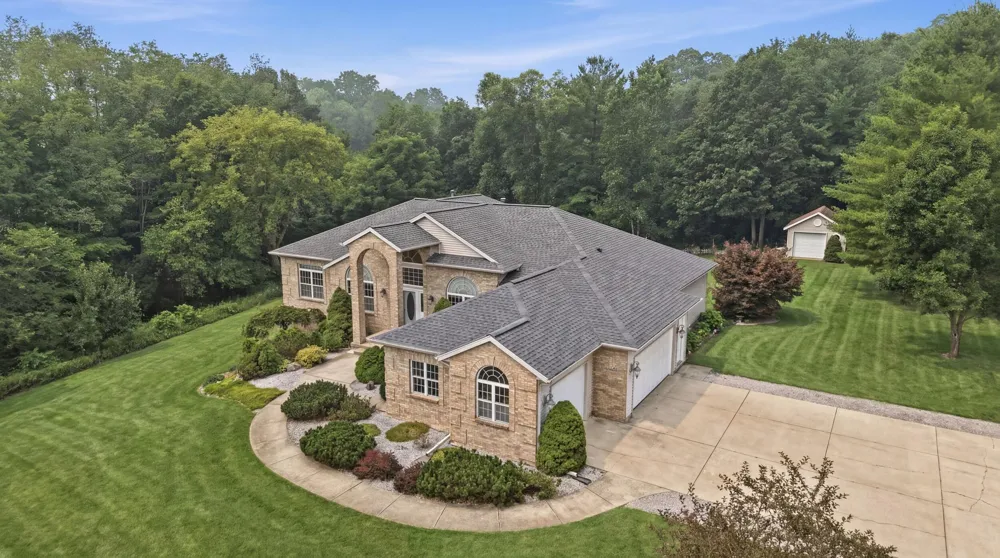 460 Buckshot Drive SW Grandville, MI 49418