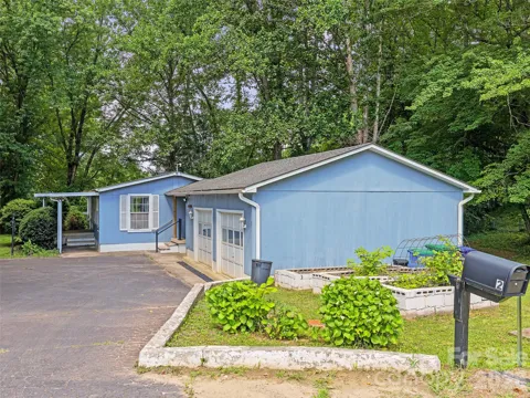 2 Lost Forest Drive