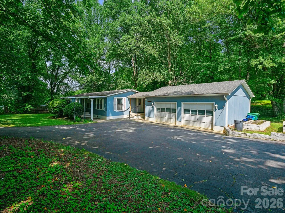 2 Lost Forest Drive Candler, NC 28715