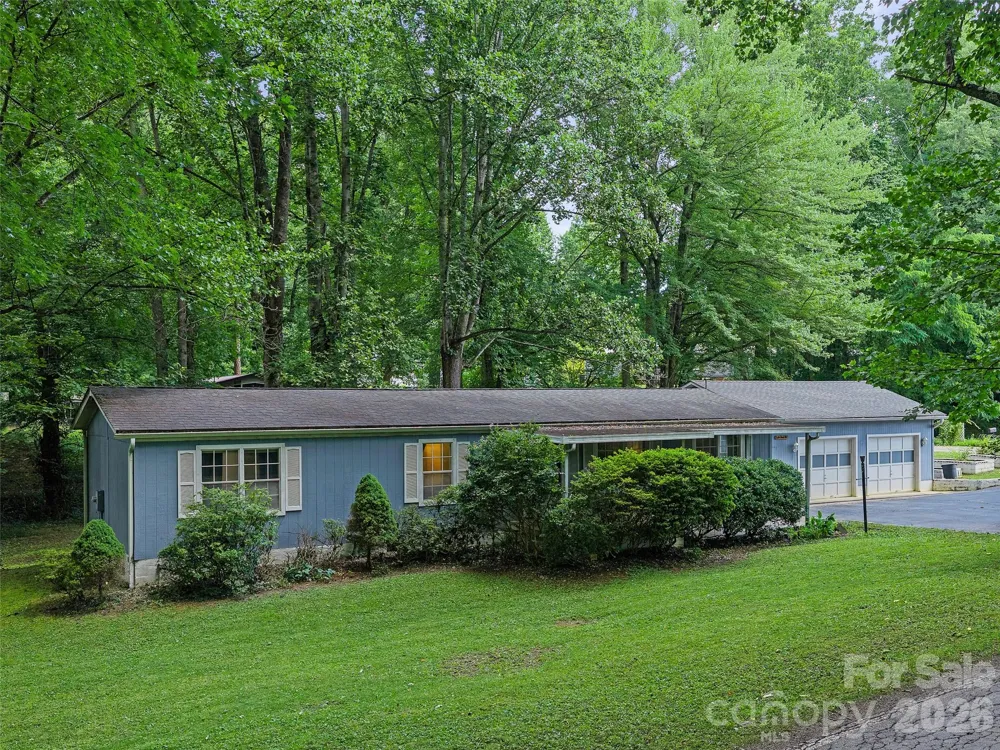 2 Lost Forest Drive Candler, NC 28715