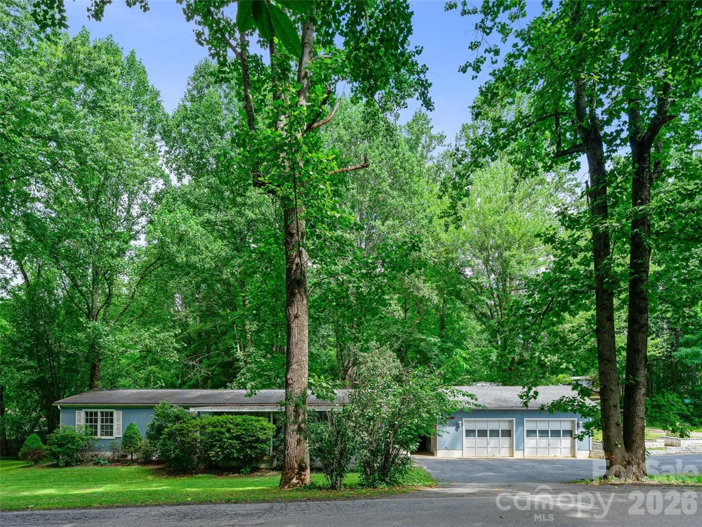 2 Lost Forest Drive Candler, NC 28715