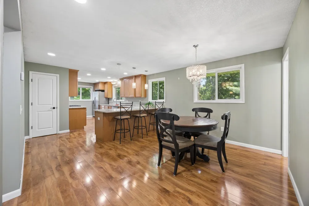 1425 Orkla Drive Golden Valley, MN 55427