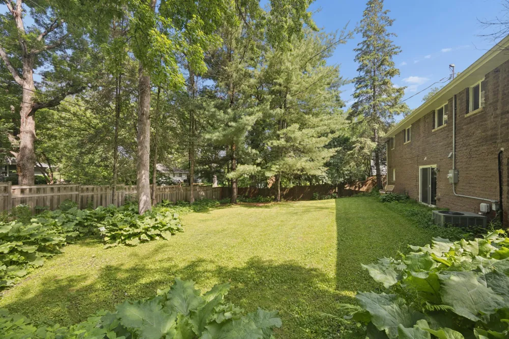 1425 Orkla Drive Golden Valley, MN 55427