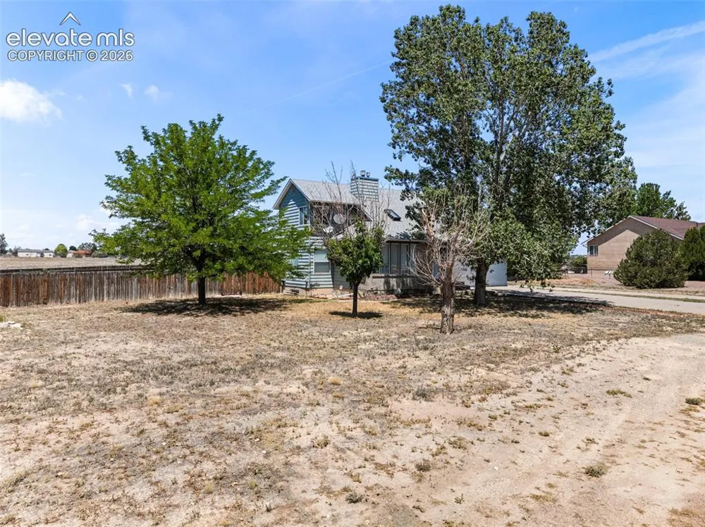967 W Yerba Buena Drive Pueblo, CO 81007