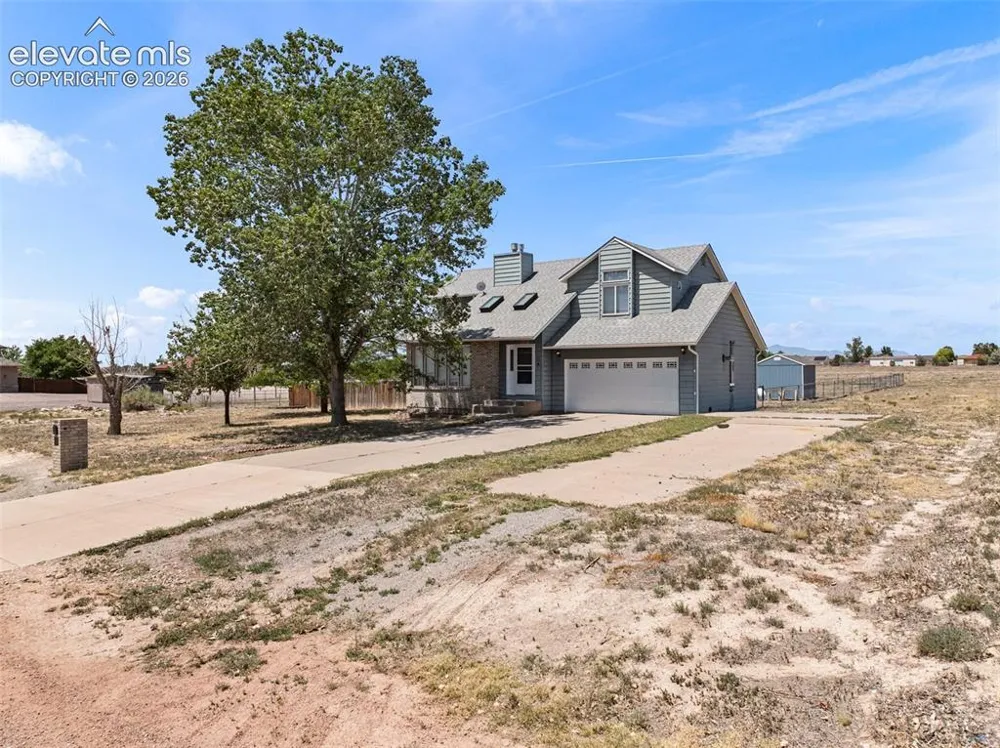 967 W Yerba Buena Drive Pueblo, CO 81007
