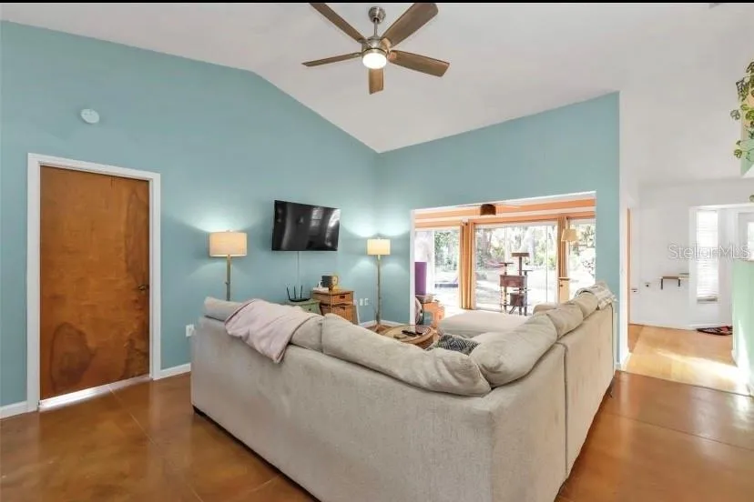 3003 SIKESTON AVENUE North Port, FL 34286