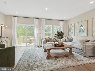 53 SILVERBELL AVENUE Berlin, NJ 08009