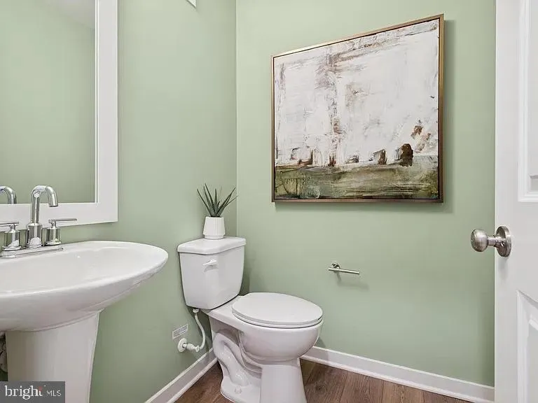 53 SILVERBELL AVENUE Berlin, NJ 08009