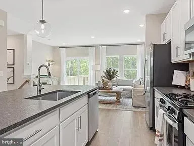 53 SILVERBELL AVENUE Berlin, NJ 08009