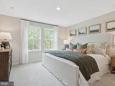 53 SILVERBELL AVENUE Berlin, NJ 08009