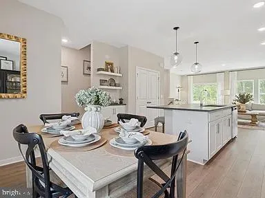 53 SILVERBELL AVENUE Berlin, NJ 08009