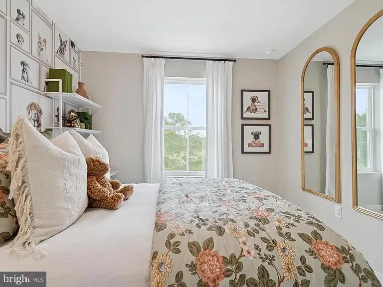 53 SILVERBELL AVENUE Berlin, NJ 08009