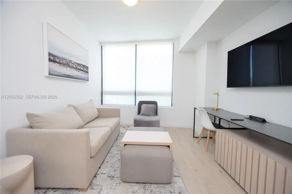225 Miami Ave #1505 Miami, FL 33128