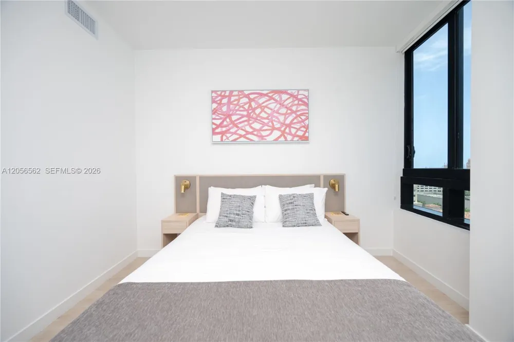 225 Miami Ave #1505 Miami, FL 33128
