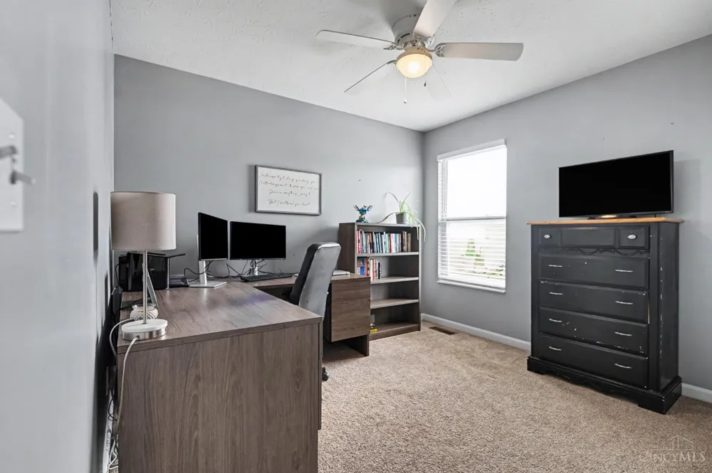 707 Holland Court Trenton, OH 45067