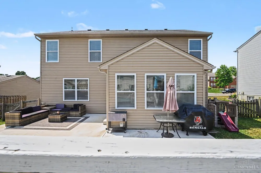 707 Holland Court Trenton, OH 45067