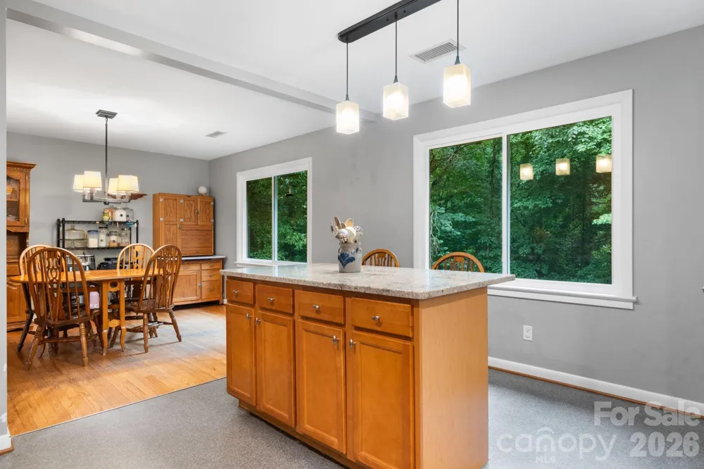 267 25th Avenue NW Hickory, NC 28601