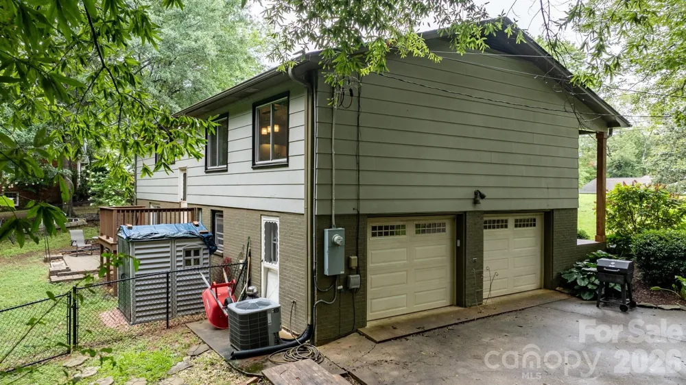 267 25th Avenue NW Hickory, NC 28601
