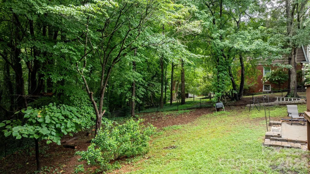 267 25th Avenue NW Hickory, NC 28601