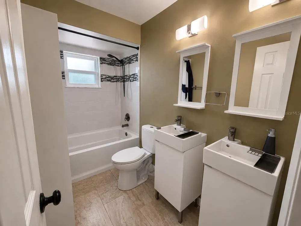 1432 LANDOVER AVENUE Deltona, FL 32725
