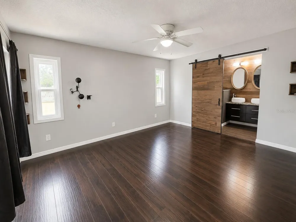 1432 LANDOVER AVENUE Deltona, FL 32725