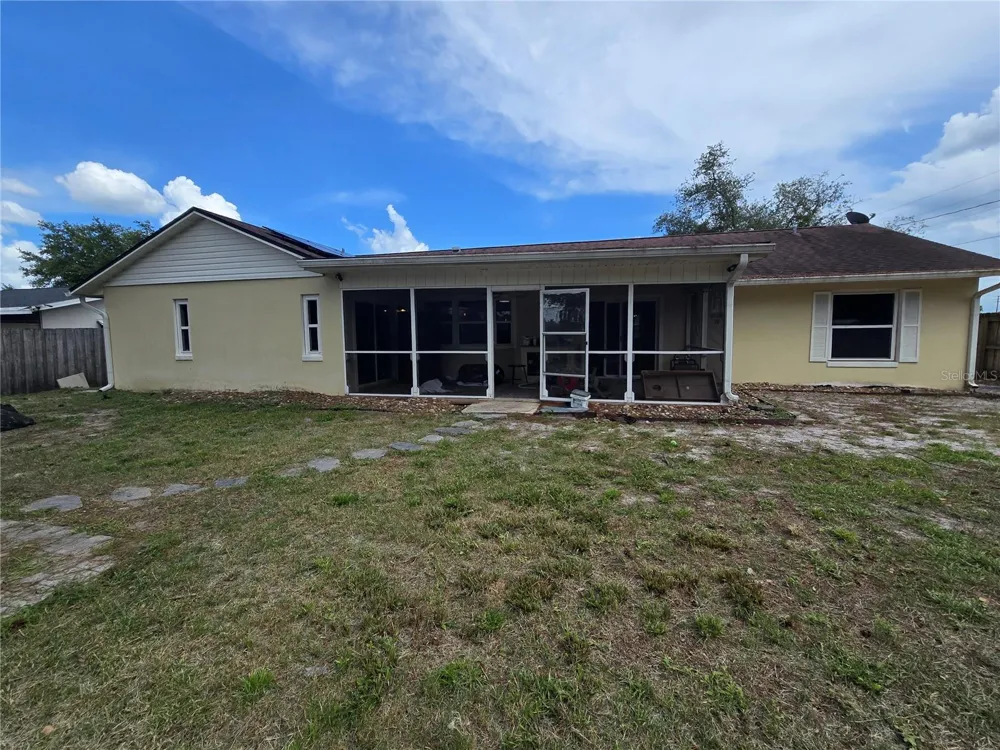 1432 LANDOVER AVENUE Deltona, FL 32725