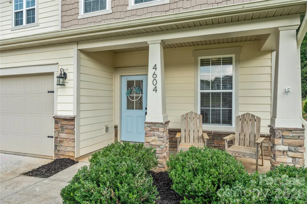 4604 Fairway Run Drive Pfafftown, NC 27040