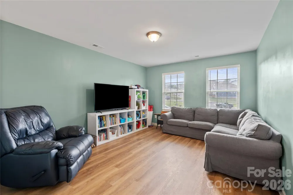 4604 Fairway Run Drive Pfafftown, NC 27040