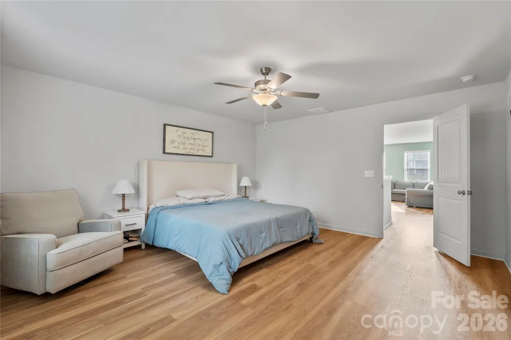 4604 Fairway Run Drive Pfafftown, NC 27040
