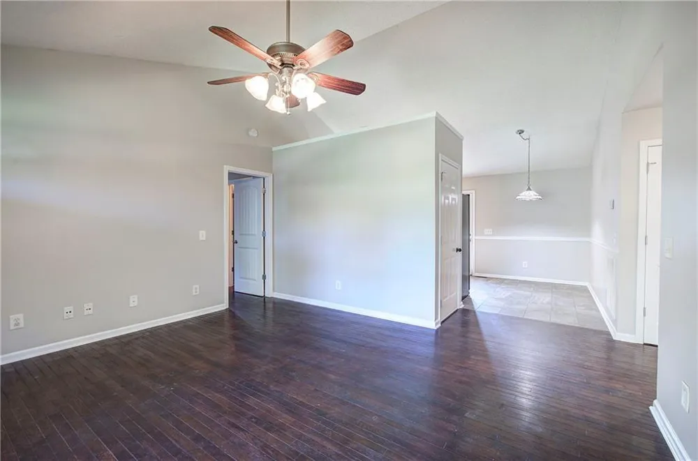 49 Indian Hills Drive Rydal, GA 30171