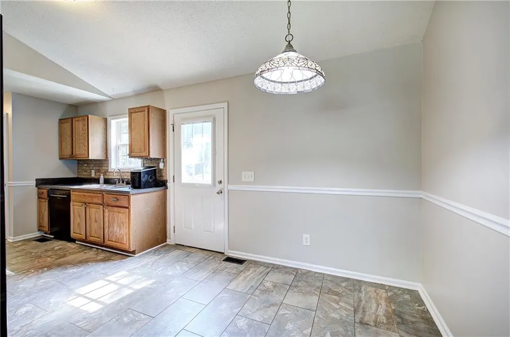 49 Indian Hills Drive Rydal, GA 30171
