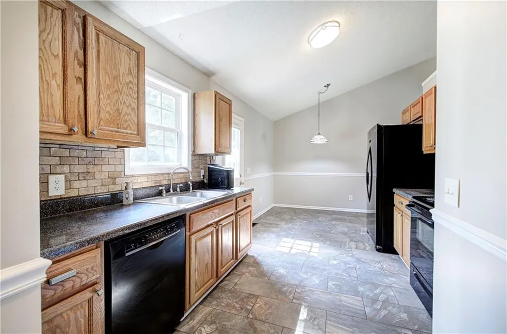 49 Indian Hills Drive Rydal, GA 30171