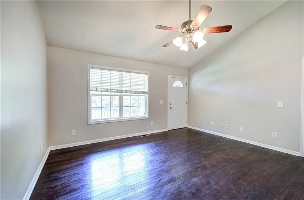 49 Indian Hills Drive Rydal, GA 30171