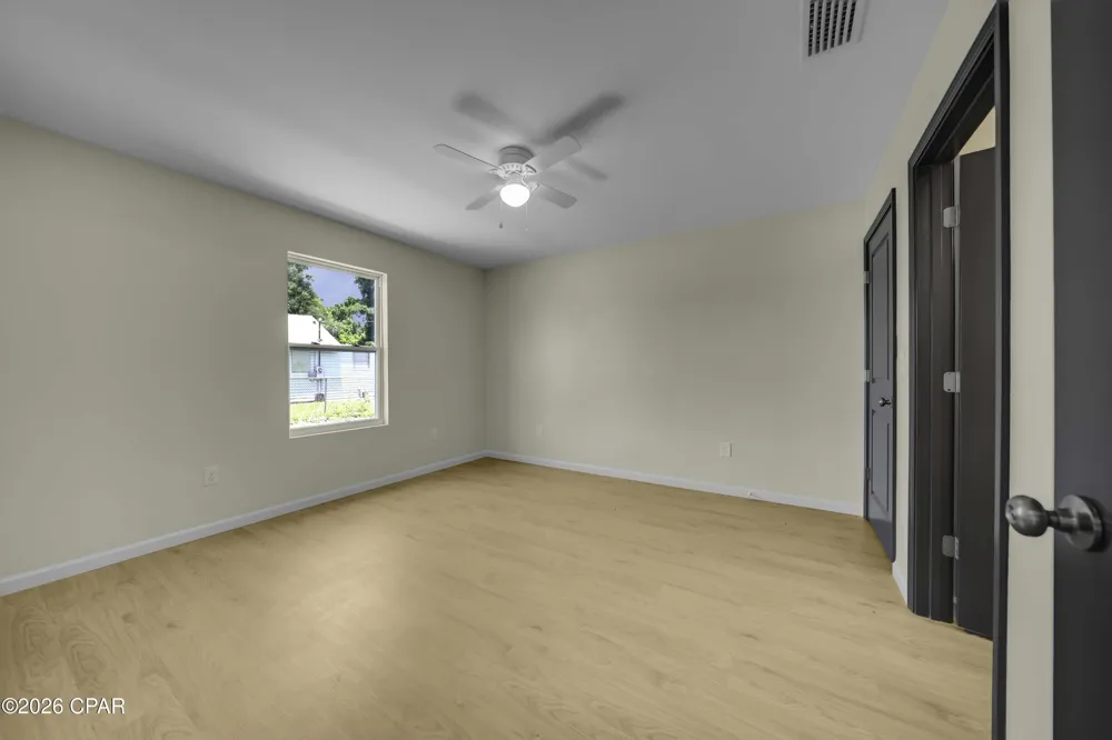 122 East Avenue #B Panama City, FL 32401