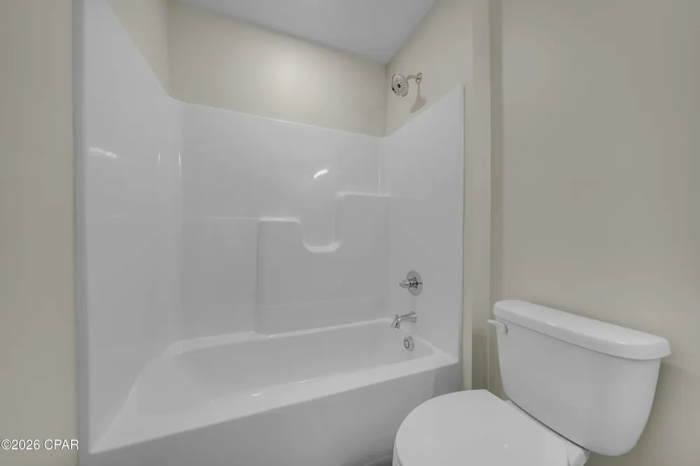 122 East Avenue #B Panama City, FL 32401